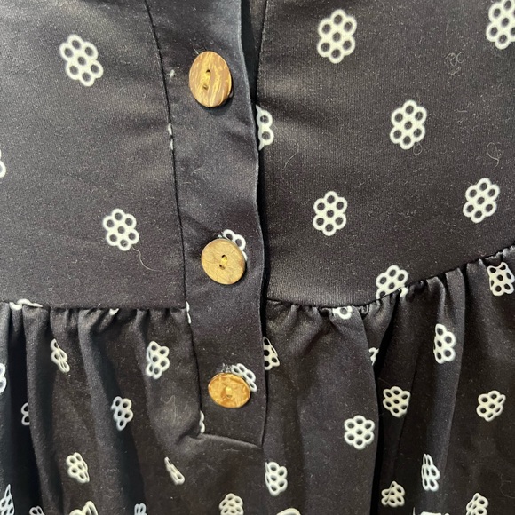 2/$20 New long sleeve tunic shirt sz small - Picture 4 of 5